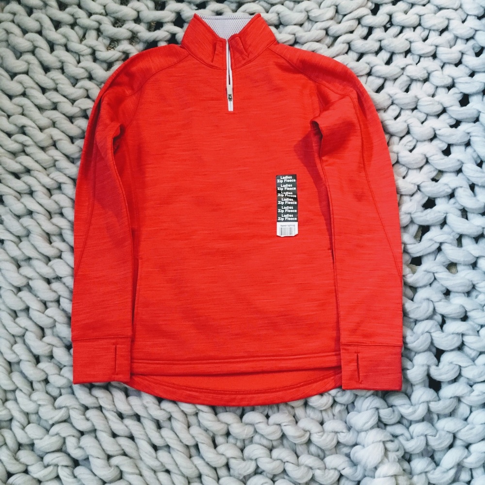 NWT Majestic Red Half Zip/Pullover Fleece Lined